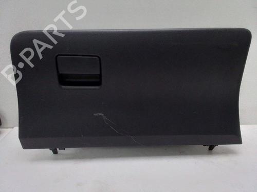 Glove box TOYOTA YARIS (_P13_) 1.5 (NSP131_) | BP18596137C95 