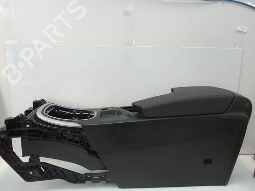 Used Middle console Middle console 22956638 22956638