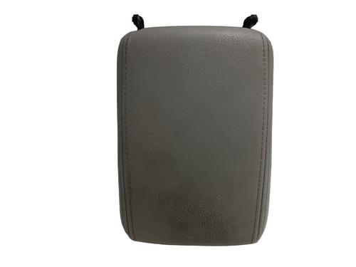 armrest-center-console-saab-9-3-estate-e50-2005-2006-2007-2008-2009-2010-2011-2012-2013-2014-2015-37022215 main image