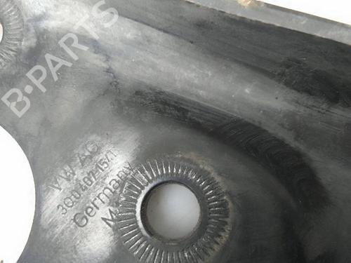 Used Right front suspension arm VW TOURAN (5T1) [2015-2025]  25720505