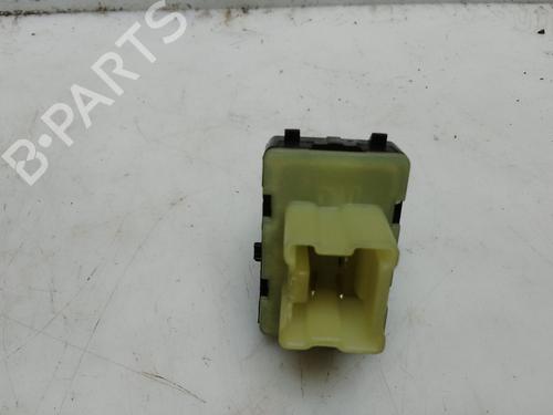 Right front window switch DACIA SANDERO III 1.0 TCe LPG | BP29702536I26 