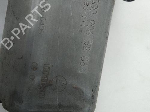 Left front window motor MERCEDES-BENZ C-CLASS (W205) C 220 BlueTEC / d (205.002, 205.004) | BP24304775E21 