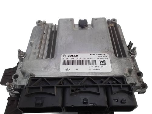 Used Engine control unit (ECU) Engine control unit (ECU) 23653804 23653804