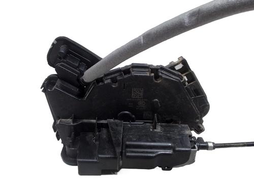 rear-right-lock-vw-golf-viii-cd1-da1-2019-31967868 main image