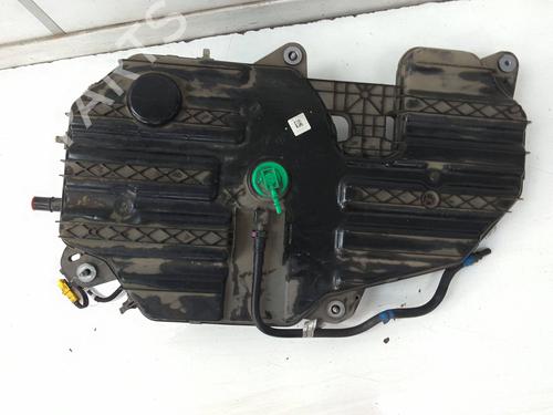 Used AdBlue tank AdBlue tank RENAULT MEGANE IV Hatchback (B9A/M/N_) 1.5 Blue dCi 115 (B9A6) (116 hp) 18582481 18582481