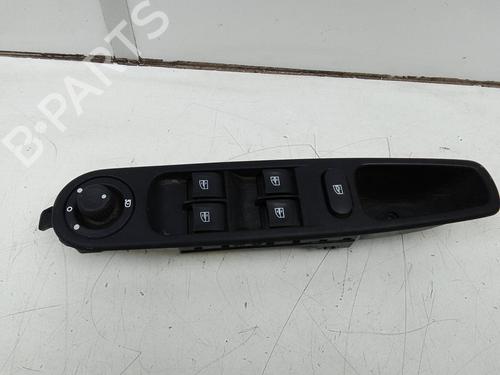 left-front-window-switch-renault-zoe-bfm_-zoe-254118722r-2012-19252459 main image
