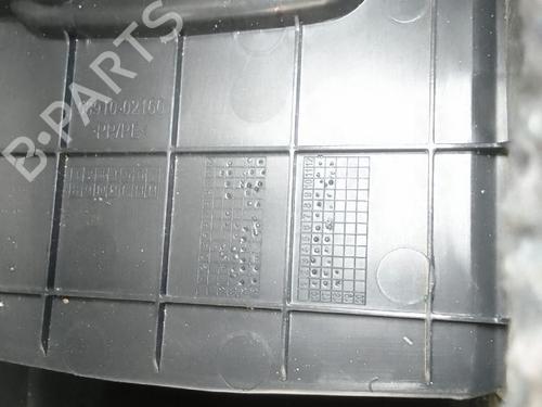 Used Middle console TOYOTA AURIS (_E18_) 1.6 (ZRE181_, ZRE185_, ZRE185R, ZRE181R) (132 hp) 27445636
