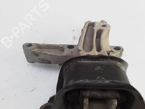 Used Engine mount NISSAN QASHQAI II SUV (J11, J11_) [2013-2025]  26050992