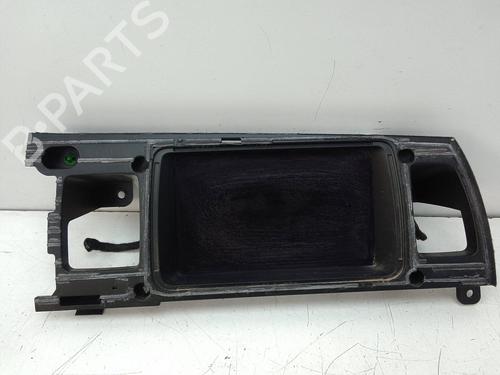 Used Display monitor Display monitor AUDI Q7 (4LB) 6.0 TDI quattro (500 hp) 18915292 18915292