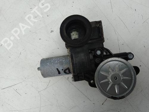 Used Left front window motor VAUXHALL VIVARO LIFE Bus (K0) 2.0 (177 hp) 18597836