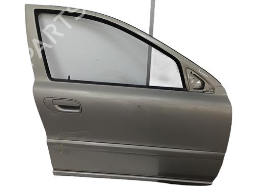 Used Right front door Right front door 37682863 37682863
