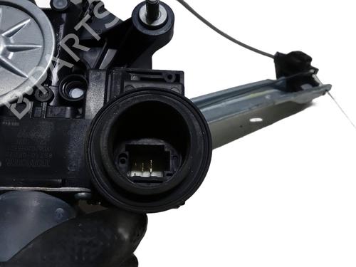 Rear right window mechanism JAGUAR XE (X760) 2.0 D | BP34421386C25 - Image 8