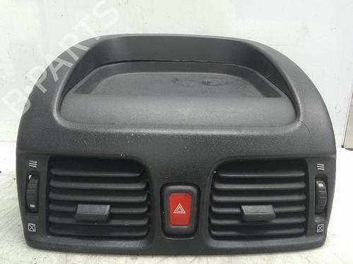 Used Air vent NISSAN ALMERA II Hatchback (N16) [2000-2025]  25720761