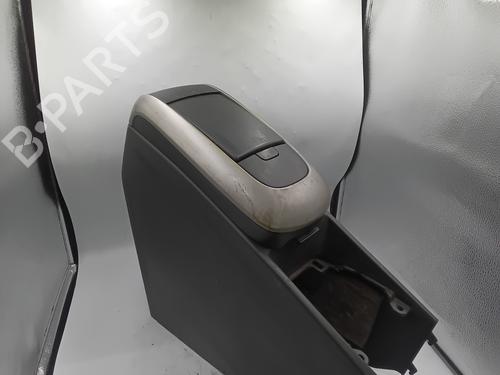 Middle console TOYOTA AURIS (_E15_) 1.4 D-4D (NDE150_, NDE150R) | BP29386167I22 