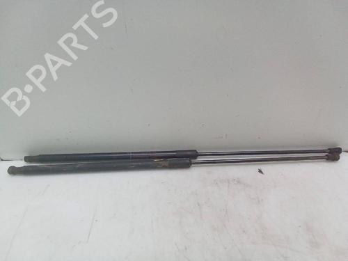 Used Tailgate lift support NISSAN JUKE (F15) 1.2 DIG-T (115 hp) 18589531