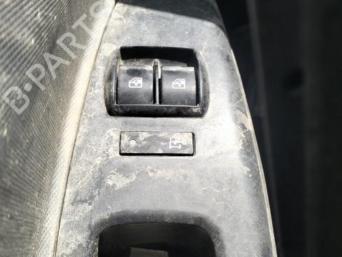Used Switch FIAT DOBLO Cargo (263_) 1.6 D Multijet (263WXD1B, 263WXR1B, 263WXX1B, 263ZXD1B,... (105 hp) 29605552