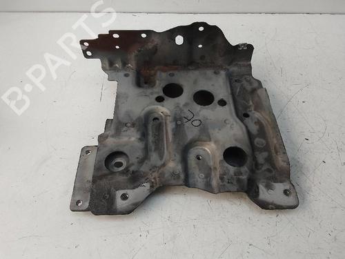 Used Support RENAULT KADJAR (HA_, HL_) 1.3 TCe 140 (HLNB, HLN1) (140 hp) 19322361