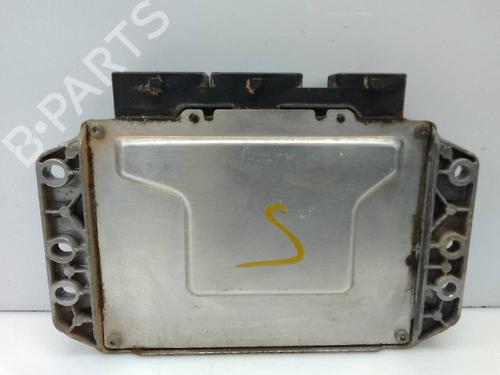 Used Electronic module RENAULT MEGANE II (BM0/1_, CM0/1_) 1.4 16V (BM0B, CM0B) (98 hp) 21526920