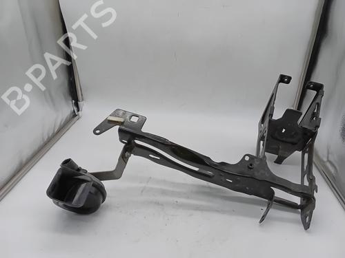 Used Left headlight support BMW 1 (F20) 114 d (95 hp) 29386066