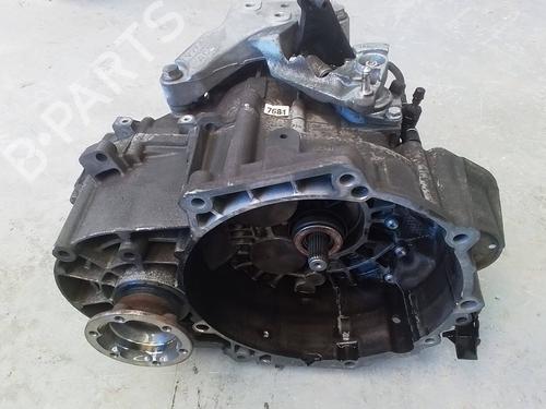 Getriebe für AUDI TT Roadster (8J9) 2.0 TFSI (200 hp) 30051336