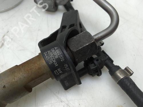 Used Injector MERCEDES-BENZ M-CLASS (W164) [2005-2012]  24997980