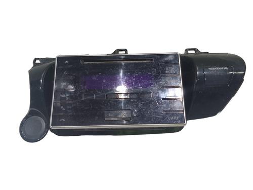 Used Radio TOYOTA HILUX VIII Pickup (_N1_) 2.4 D 4WD (GUN125_, GUN125R) (150 hp) 30317788