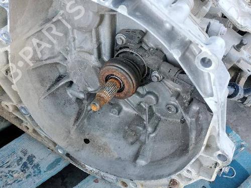 Gearbox OPEL CROSSLAND X / CROSSLAND (P17, P2QO) 1.2 (75) | BP26052200M3 