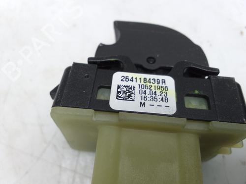Right front window switch DACIA SANDERO III 1.0 TCe LPG | BP29702536I26 