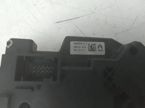 Gear lever CITROËN C4 Grand Picasso II (DA_, DE_) 2.0 BlueHDi 150 | BP18583961M90 