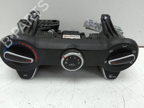 AC Styreenhet / Manøvreringsenhet KIA RIO IV (YB, SC, FB) 1.25 | BP18947805I5 
