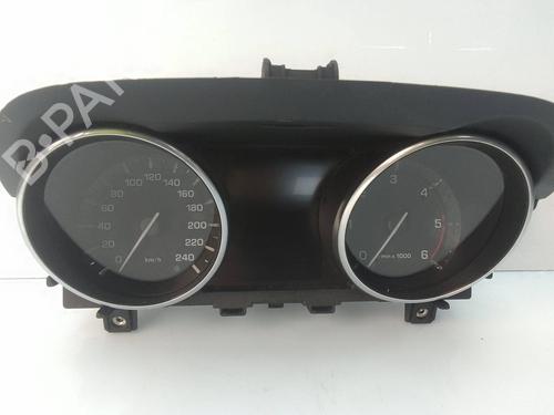 Used Instrument cluster Instrument cluster 20671547 20671547