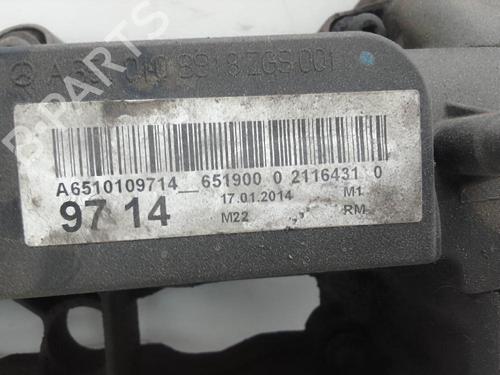 Used Valve cover MERCEDES-BENZ SPRINTER 3,5-t Van (B906) 309 CDI (906.631, 906.633, 906.635, 906.637) (88 hp) 26053480