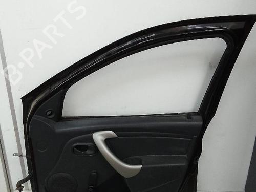 Used Right front door DACIA SANDERO 1.5 dCi (88 hp) 26050207