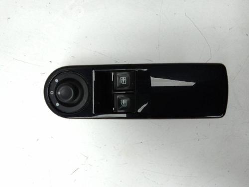 Left front window switch RENAULT CLIO IV (BH_) 1.5 dCi 90 | BP18585616I27 