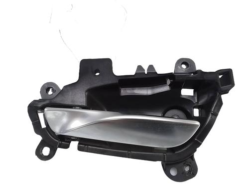 Used Front left interior door handle Front left interior door handle 23851223 23851223
