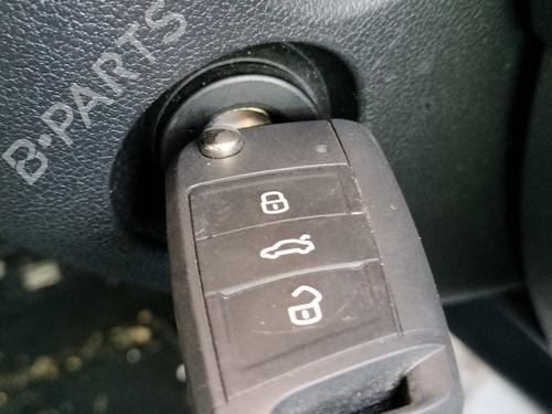 Clé de contact VW GOLF VII (5G1, BQ1, BE1, BE2) 1.6 TDI (110 hp) 28147506
