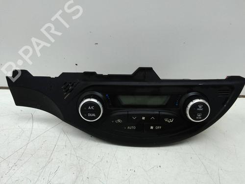 Used Climate control Climate control TOYOTA YARIS (_P13_) 1.5 (NSP131_) (112 hp) 20503702 20503702
