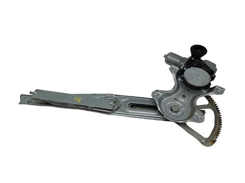Used Front left window mechanism Front left window mechanism TOYOTA YARIS (_P13_) 1.4 D (NLP130_, NLP130) (90 hp) 23103266 23103266