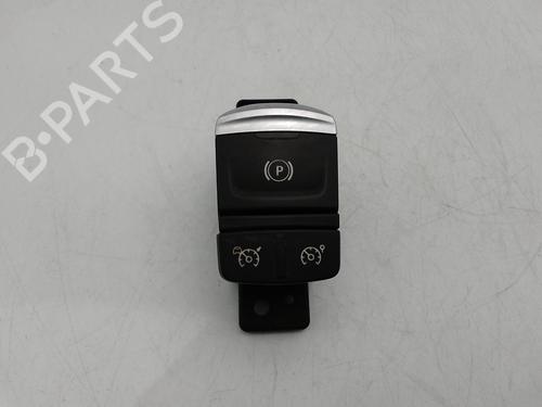 Módulo eletrónico RENAULT MEGANE IV Hatchback (B9A/M/N_) 1.5 dCi 110 (B9A3) (110 hp) 28840478