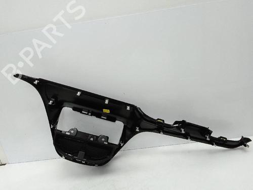 Air vent PEUGEOT 208 I (CA_, CC_) 1.2 VTI 82 | BP21678140I21