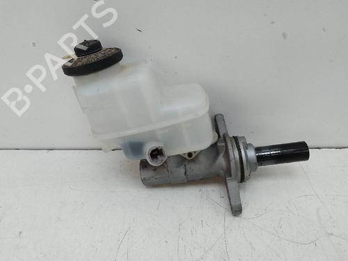 Used Brake master cylinder TOYOTA RAV 4 III (_A3_) [2005-2014]  19082597