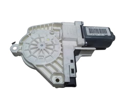 Used Right rear window motor LAND ROVER DISCOVERY IV (L319) 3.0 TD 4x4 (211 hp) 31643424