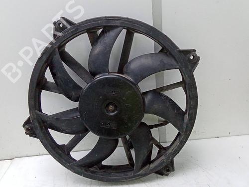 Used Radiator fan Radiator fan 19071607 19071607