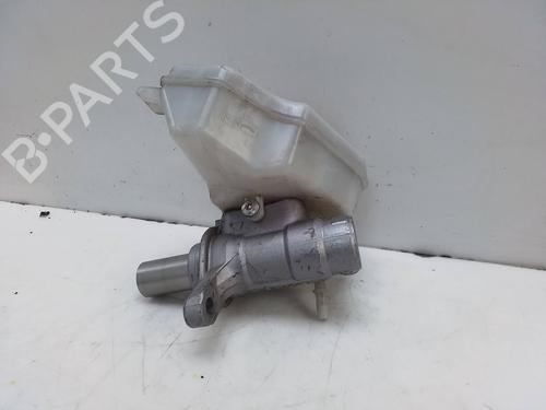 Brake master cylinder JAGUAR F-PACE (X761) 2.0 TD4 AWD | BP26053768M77 