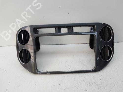 Used Air vent Air vent VW TIGUAN (5N_) 2.0 TDI (140 hp) 19484621 19484621