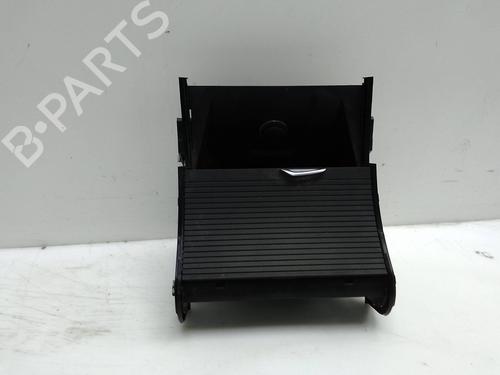 Used Cup/Object holder Cup/Object holder BMW X2 (F39) sDrive 18 d (150 hp) 18580319 18580319