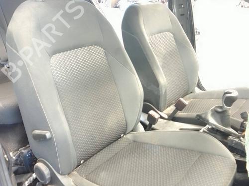 Sæde sæt Sæde sæt VW GOLF VIII (CD1, DA1) 2.0 TDI (116 hp) 20143577 20143577