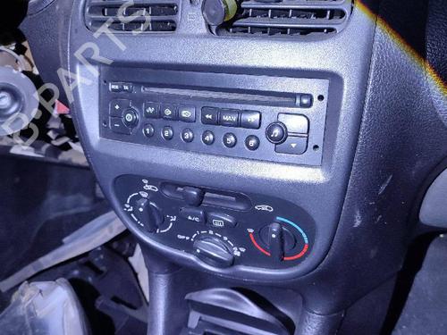 Radio PEUGEOT 206 Hatchback (2A/C) 1.4 HDi eco 70 | BP18593905E6 