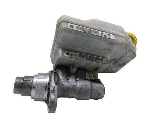 brake-fluid-reservoir-lancia-voyager-mpv-404_-2011-2012-2013-2014-36449244 main image
