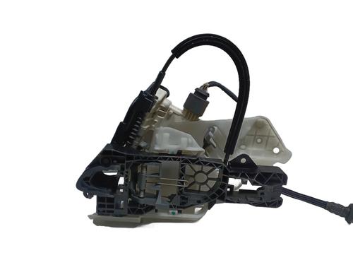 Rear left lock VW PASSAT B6 Variant (3C5) 2.0 TDI 16V | BP32233201C100